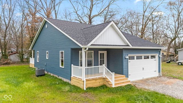 161 S Fifth Street, Austin, IN 47102