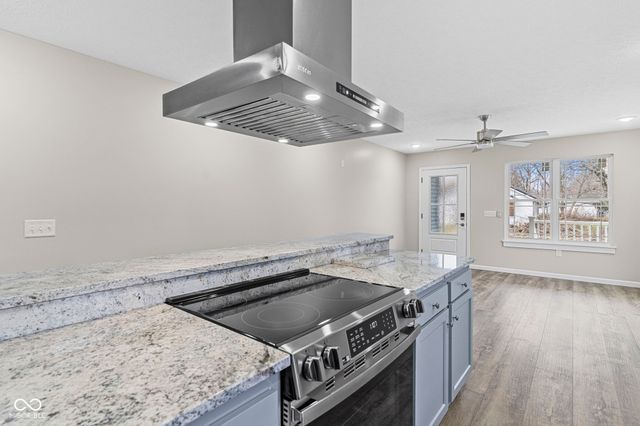 161 S Fifth Street, Austin, IN 47102