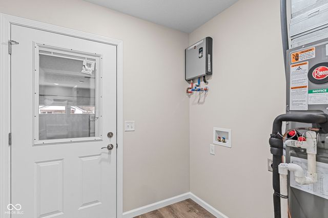 161 S Fifth Street, Austin, IN 47102