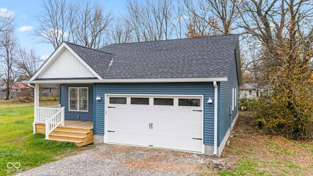 161 S Fifth Street, Austin, IN 47102