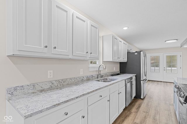 161 S Fifth Street, Austin, IN 47102