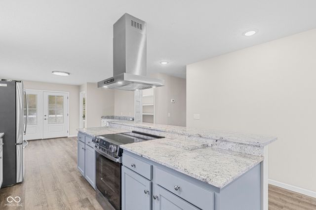 161 S Fifth Street, Austin, IN 47102