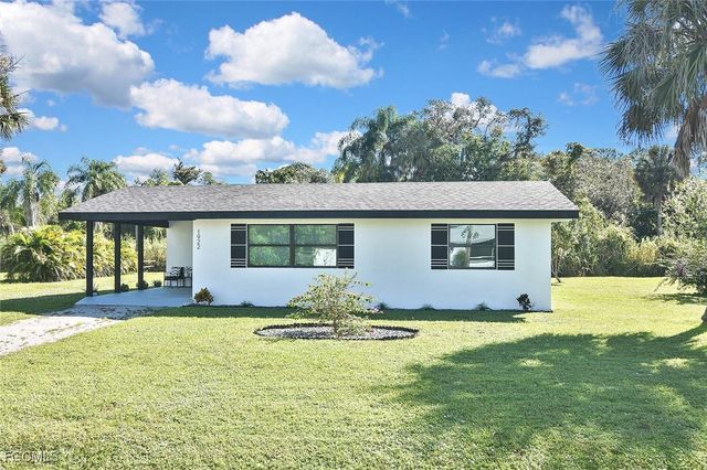 1922 Flamingo DR, North Fort Myers, FL 33917