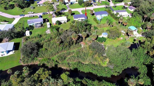 1922 Flamingo DR, North Fort Myers, FL 33917