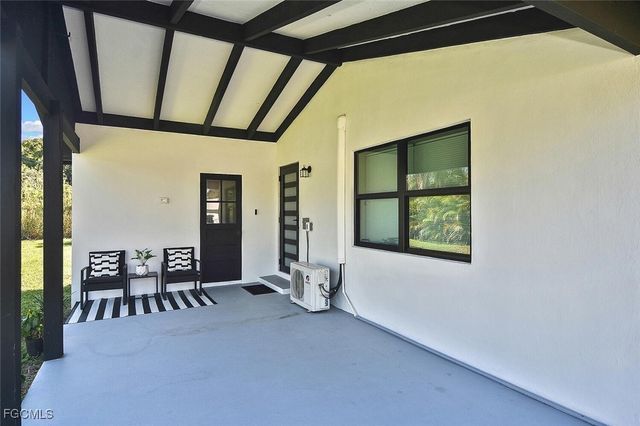 1922 Flamingo DR, North Fort Myers, FL 33917