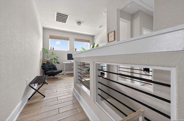 8851 Oakland Rd Unit 61, San Antonio, TX 78240