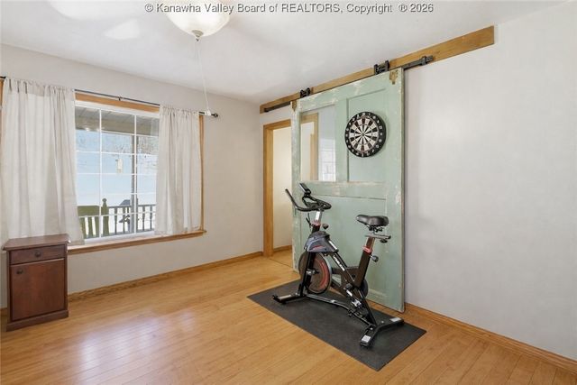 1477 Woods Drive, St Albans, WV 25177