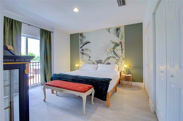427 NW 34th Street 4, Miami, FL 33127