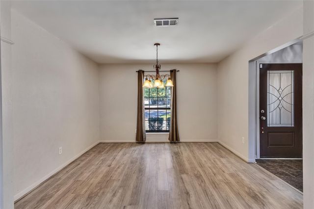 6215 Greenway Forest Lane, Houston, TX 77088
