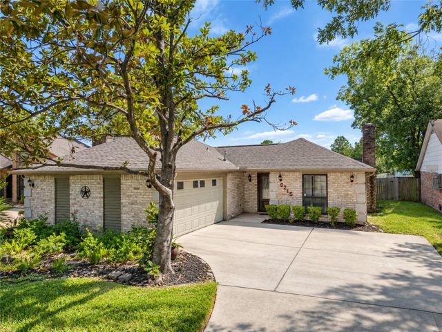 6215 Greenway Forest Lane, Houston, TX 77088