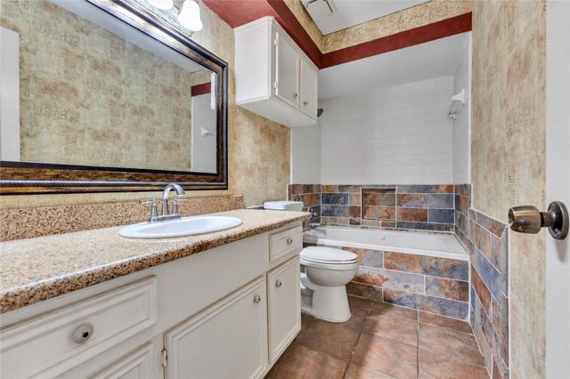 6215 Greenway Forest Lane, Houston, TX 77088