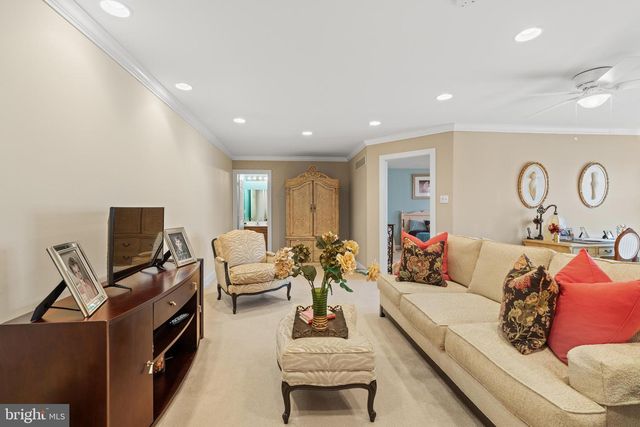 904 QUARTER MILE POST, Garnet Valley, PA 19060