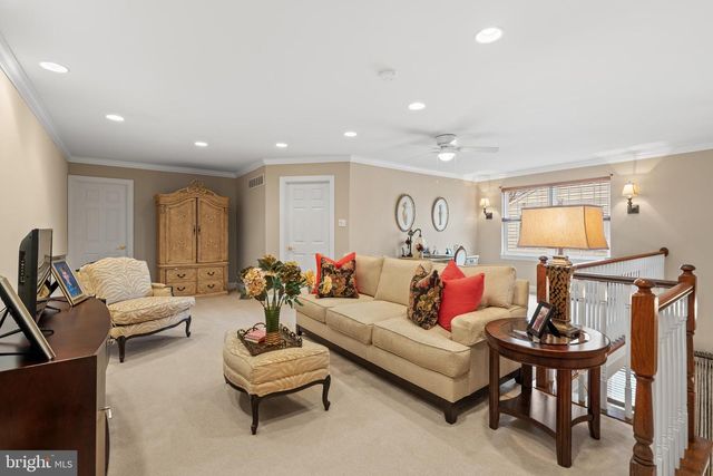 904 QUARTER MILE POST, Garnet Valley, PA 19060