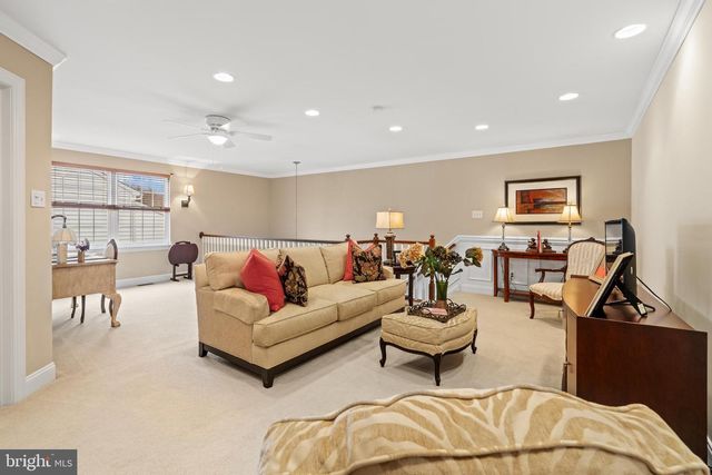 904 QUARTER MILE POST, Garnet Valley, PA 19060