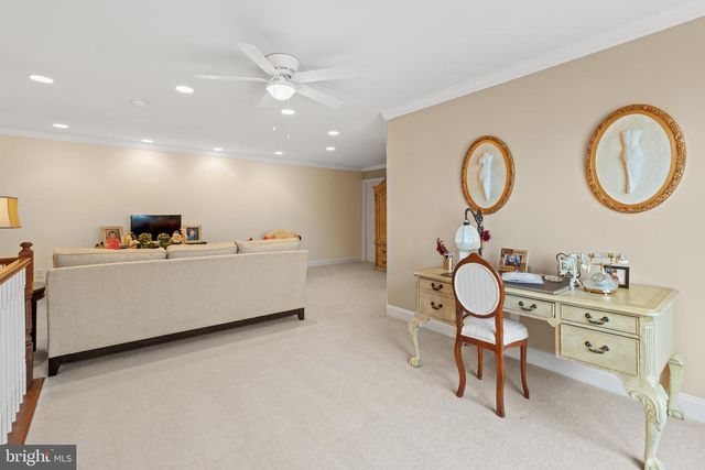 904 QUARTER MILE POST, Garnet Valley, PA 19060