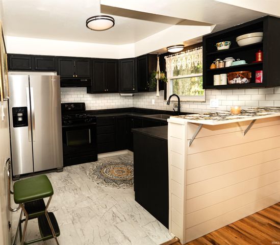 3945 W Walnut Leaf Drive, Bloomington, IN 47403