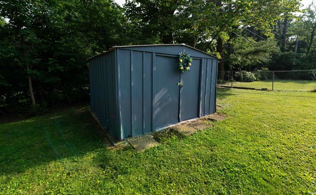 3945 W Walnut Leaf Drive, Bloomington, IN 47403