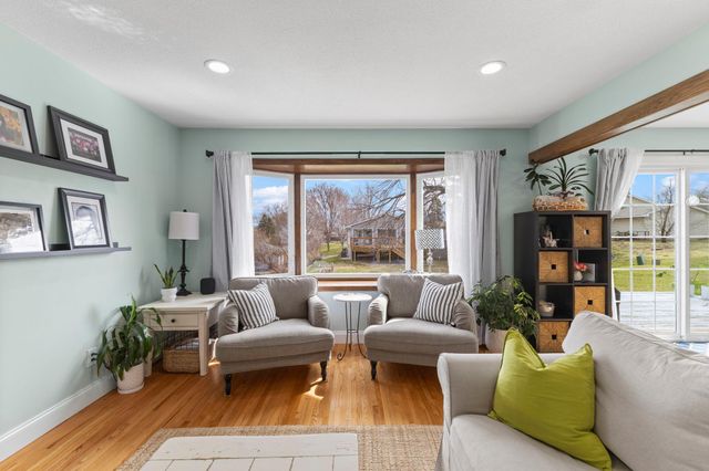 4409 W 98th Street, Bloomington, MN 55437