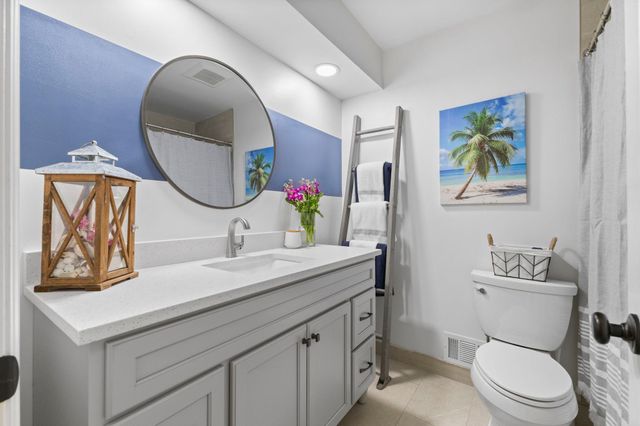 4409 W 98th Street, Bloomington, MN 55437