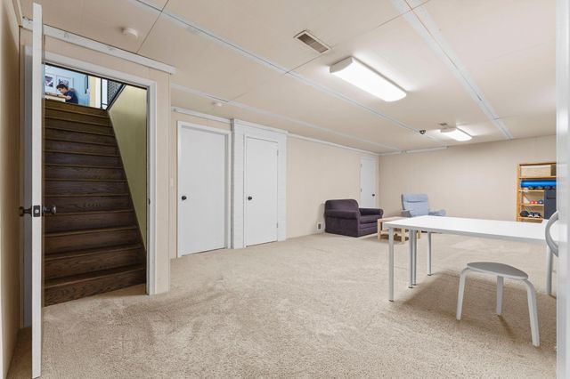 4409 W 98th Street, Bloomington, MN 55437