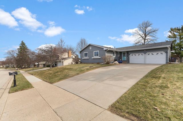 4409 W 98th Street, Bloomington, MN 55437