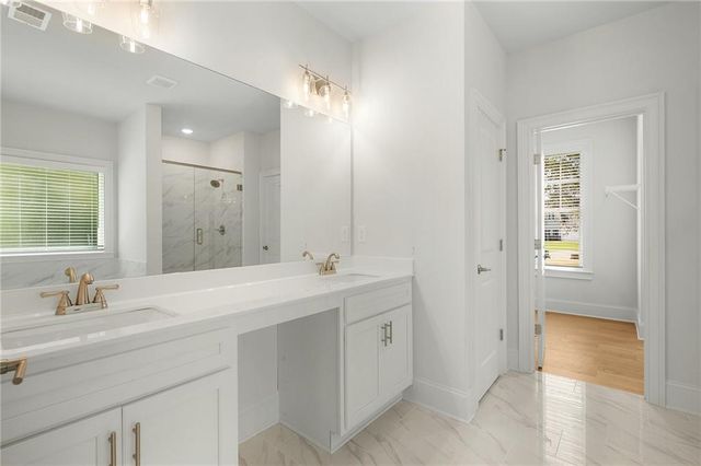 238 Lighthouse SW Cove, Adairsville, GA 30103