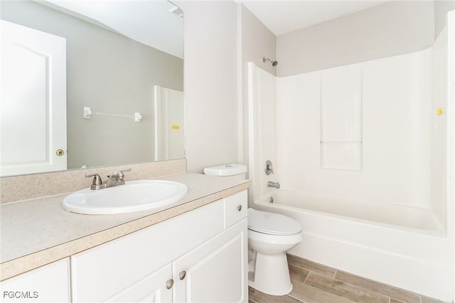 1713 NW 12th ST, Cape Coral, FL 33993