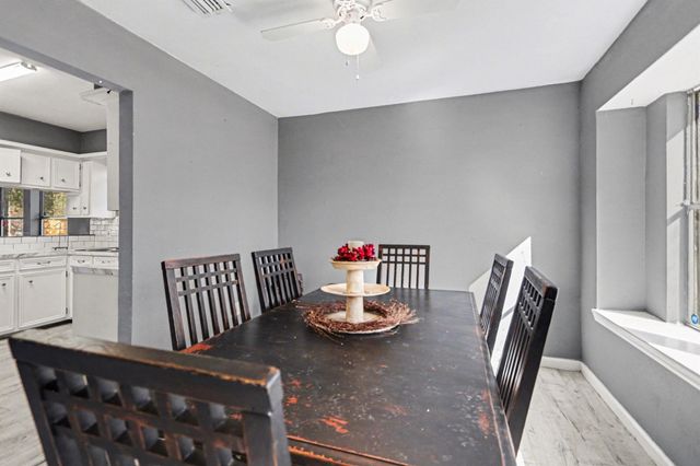 1306 W Stroker Road, Crosby, TX 77532