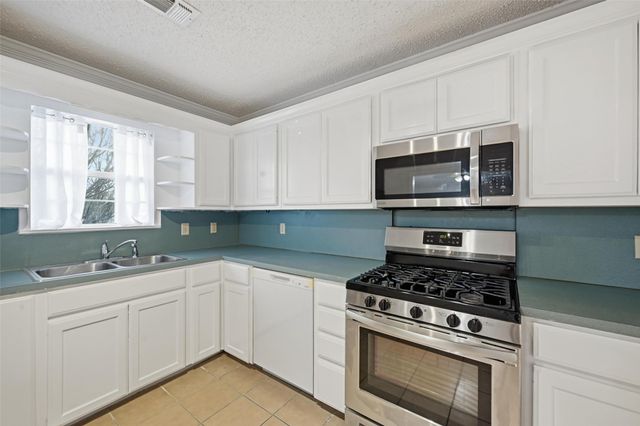 910 N Powell Parkway, Anna, TX 75409