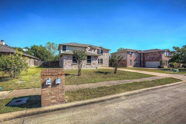 1033 Burnet Drive, Mesquite, TX 75181
