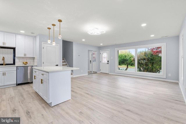 11046 FERNDALE ST, Philadelphia, PA 19116