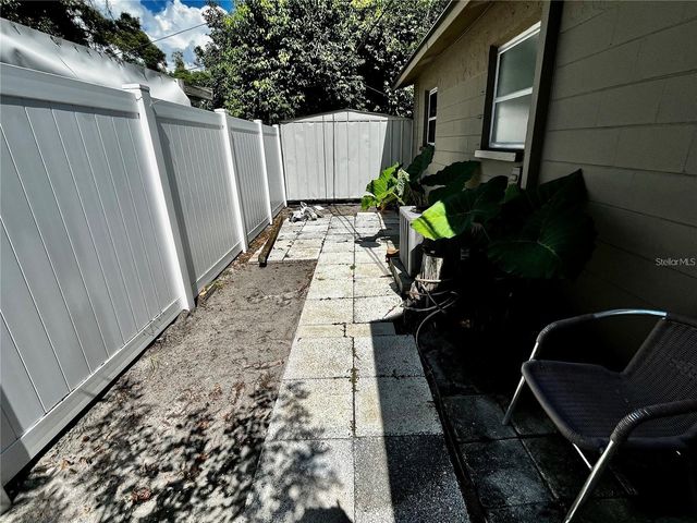 15701 WAVERLY STREET 2, Clearwater, FL 33760