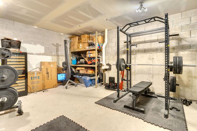 2135 W Cermak Road 4N-PH, Chicago, IL 60608