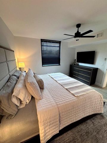 3710 Whitehall Drive 105, West Palm Beach, FL 33401