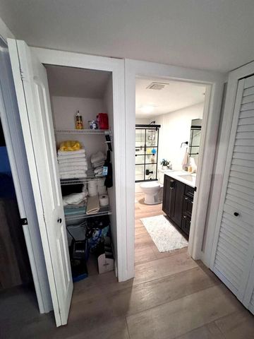 3710 Whitehall Drive 105, West Palm Beach, FL 33401