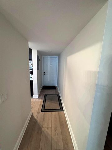 3710 Whitehall Drive 105, West Palm Beach, FL 33401