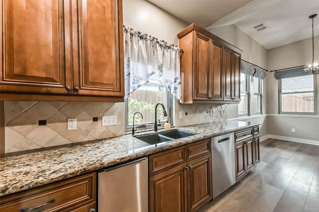 12918 Redbud Shores Lane, Houston, TX 77044