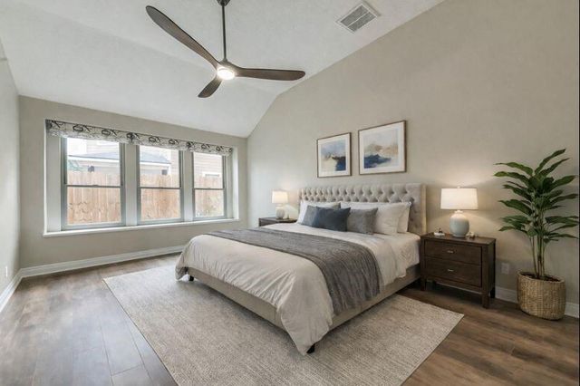 12918 Redbud Shores Lane, Houston, TX 77044