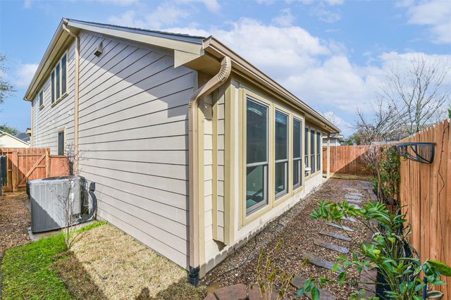 12918 Redbud Shores Lane, Houston, TX 77044