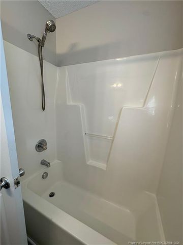 4306 Colville Court, Hope Mills, NC 28348