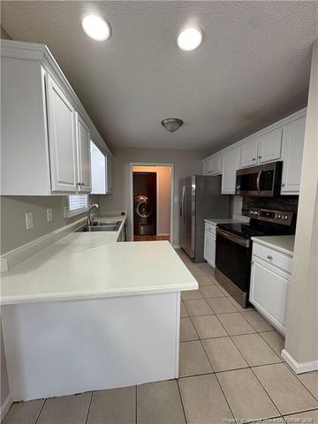 4306 Colville Court, Hope Mills, NC 28348