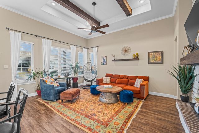 7723 E County Rd 5500, Idalou, TX 79329