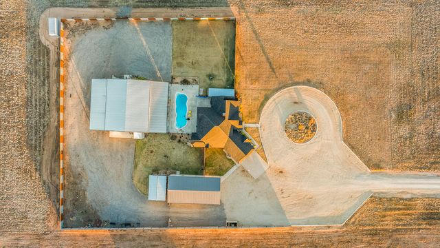 7723 E County Rd 5500, Idalou, TX 79329