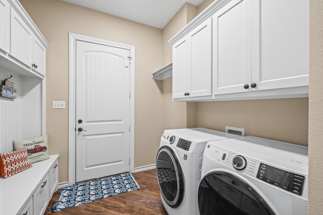 7723 E County Rd 5500, Idalou, TX 79329