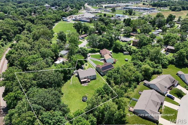 232 Sheffield Drive, Belleville, IL 62223