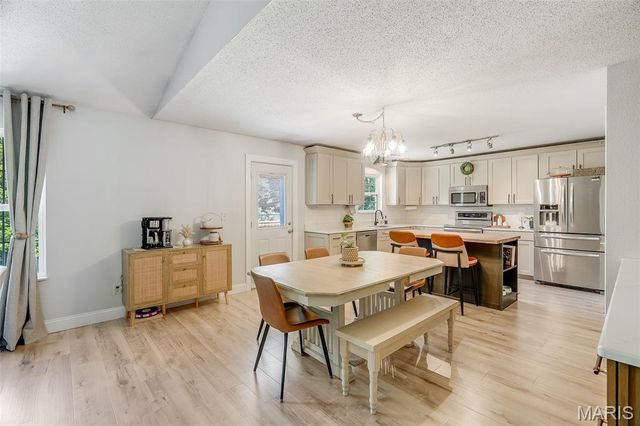 232 Sheffield Drive, Belleville, IL 62223