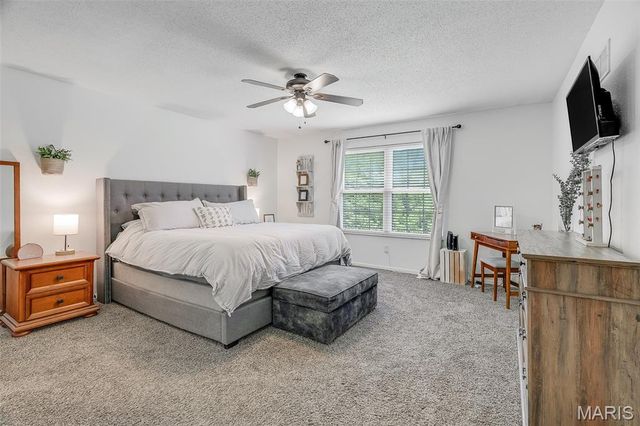 232 Sheffield Drive, Belleville, IL 62223