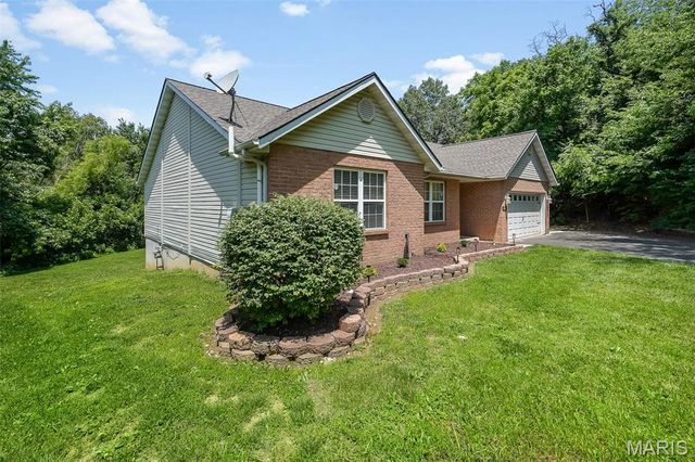 232 Sheffield Drive, Belleville, IL 62223
