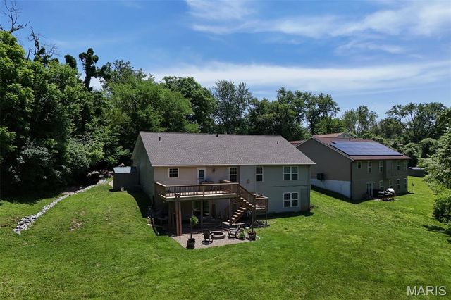 232 Sheffield Drive, Belleville, IL 62223