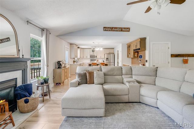232 Sheffield Drive, Belleville, IL 62223